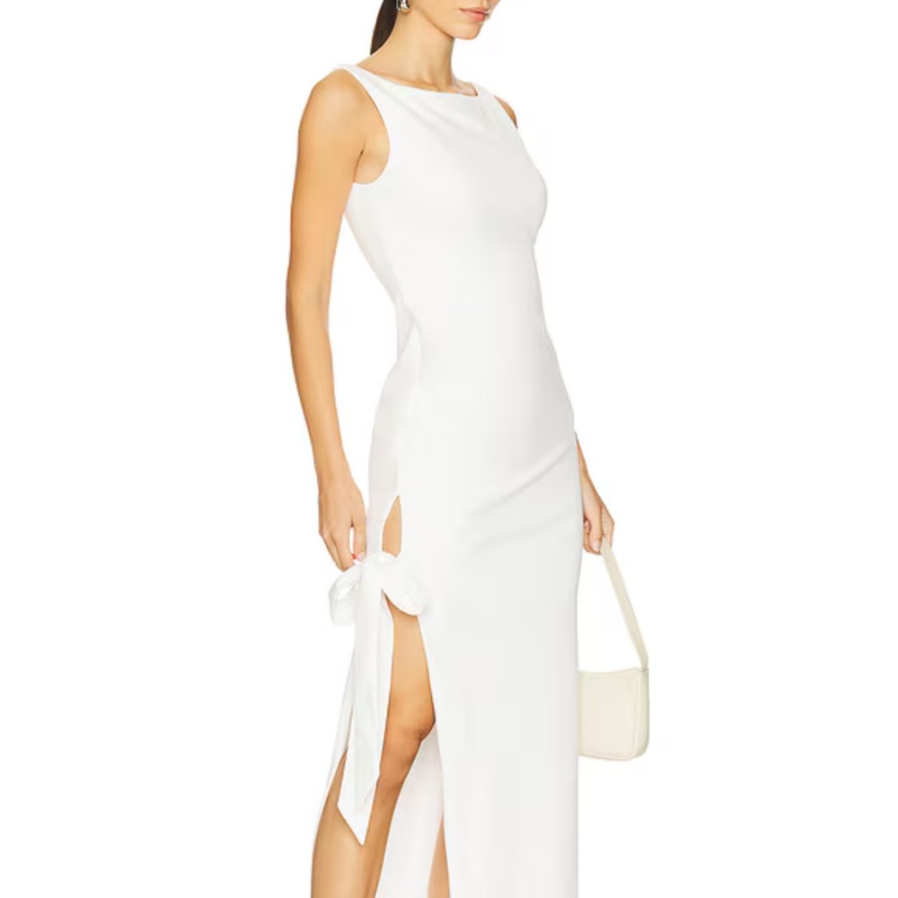 White Sleeveless Maxi Dress